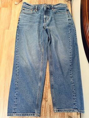 American Eagle Barrel Jeans